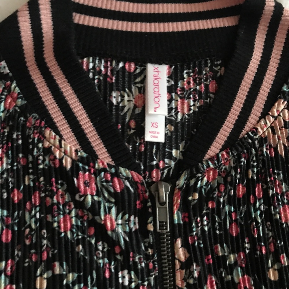 xhiliration floral jacket - Picture 2 of 4
